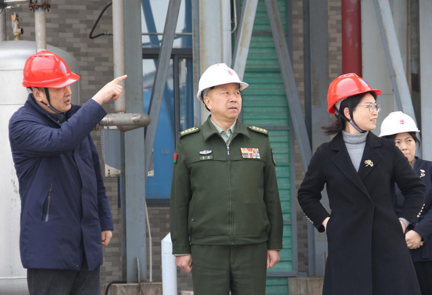 常州市委常委、常州军分区大校司令员廖鹏一行来欧亿体育调研公司党管武装相关工作